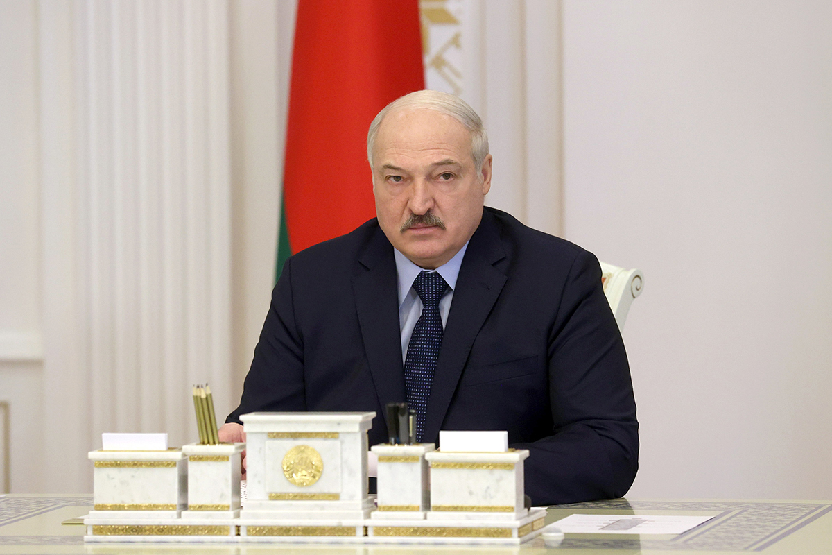 Лукашенко - руководству Минска: должны опережать запросы населения или оперативно реагировать