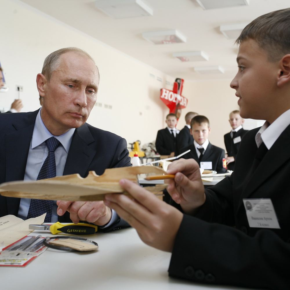 Путин объяснил 11-летнему мальчику необходимость снижения курса рубля