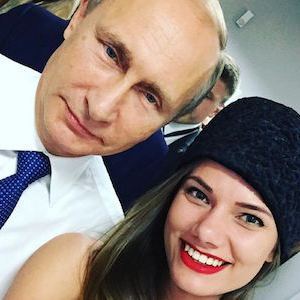  Неожиданное селфи Путина с моделью ПОДТВЕРДИЛО ВСЕ ДОГАДКИ! Вы упадете со стула... 